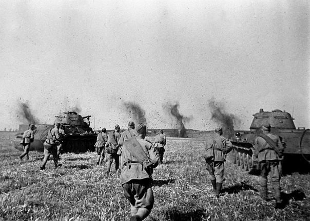 23 августа - День воинской славы России -  80 лет со дня победы советских войск над немецкой армией в битве под Курском (1943 год)оду.