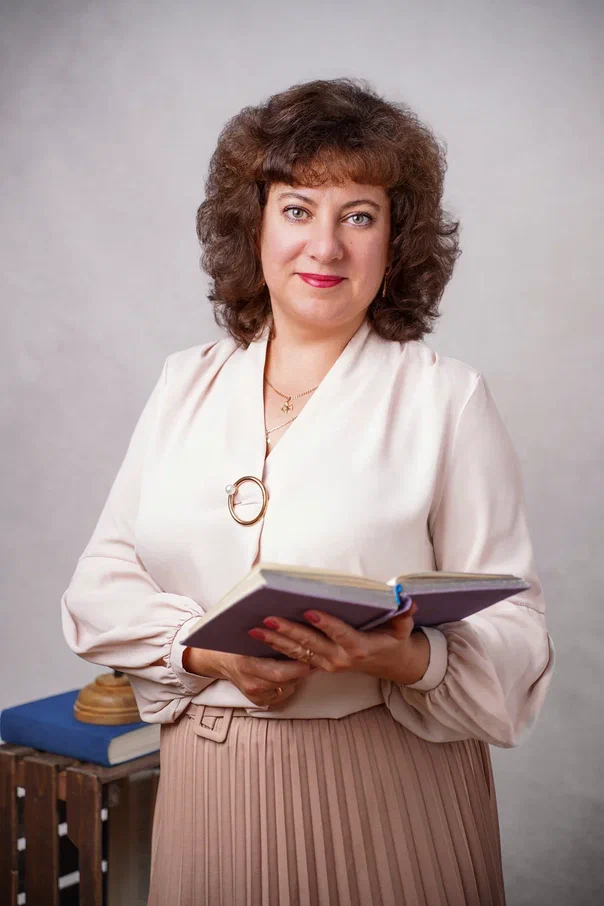 Асиновская Марина Геннадьевна.