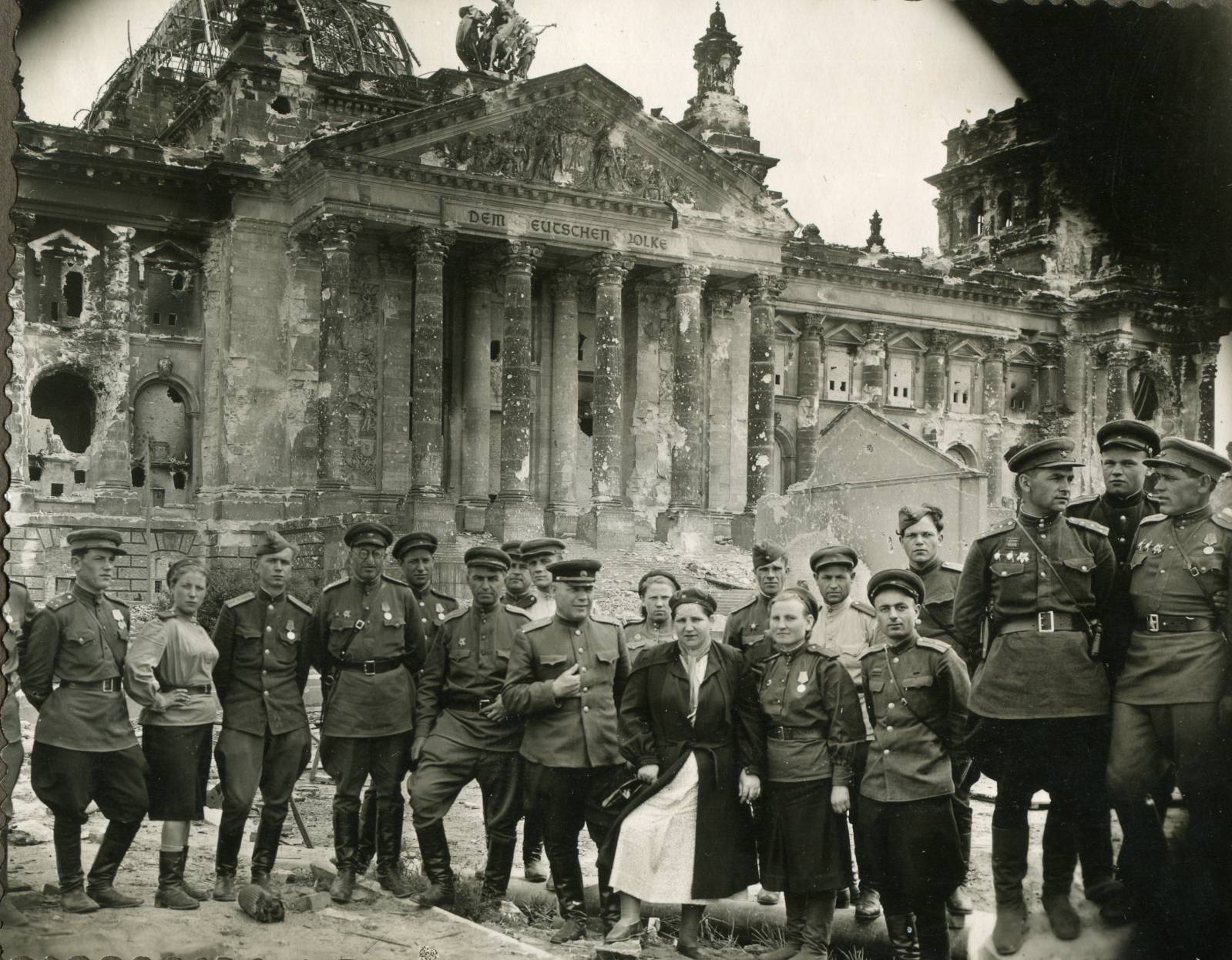 Взятие берлина 2 мая 1945 фото